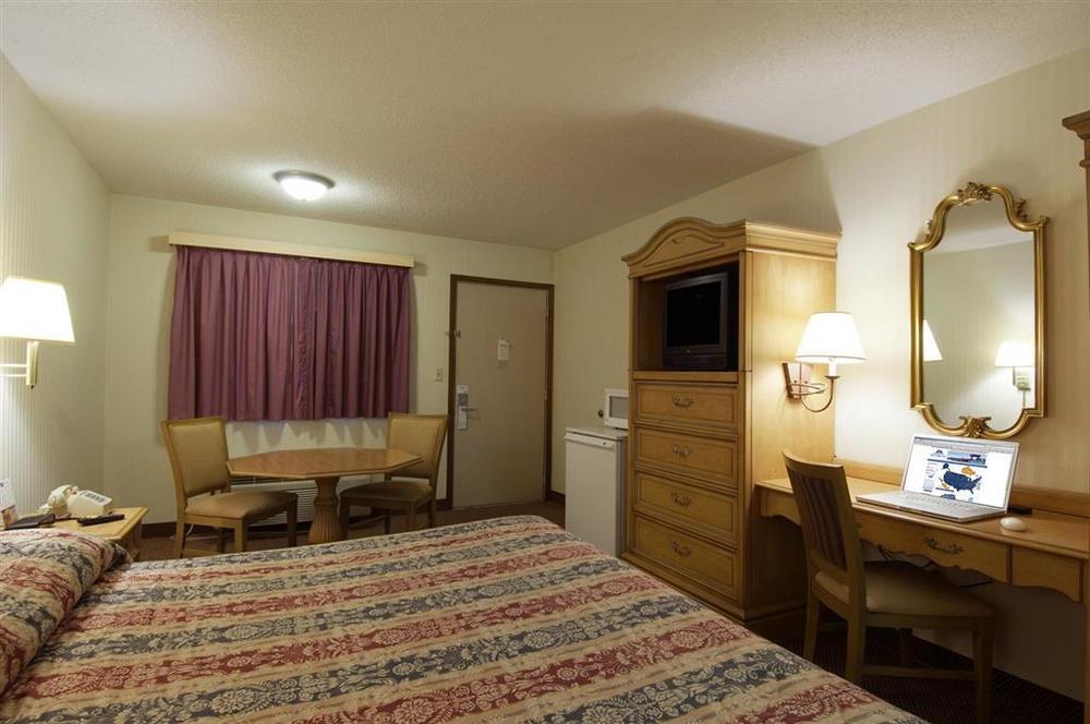 Rodeway Inn Columbus Habitación foto